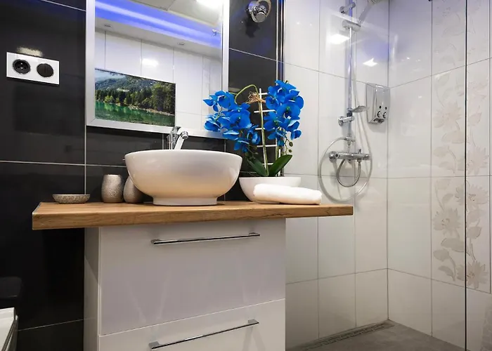 Rentplanet - Jednosci Narodowej *